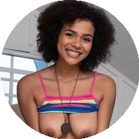 Profile Picture Alina Ali