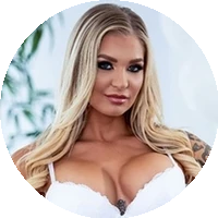 Alison Avery model profile page
