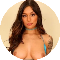 April Olsen model profile page
