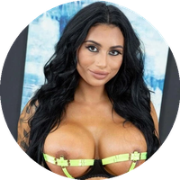 Profile Picture Ariana Starr