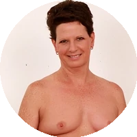 Beth Mckenna model profile page
