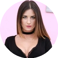 Profile Picture Camilla Moon