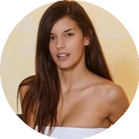 Candice Luca model profile page