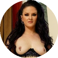 Profile Picture Caroline Pierce