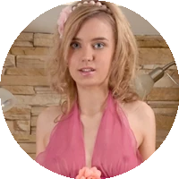 Profile Picture Chloe Blue