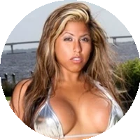 Desiree Lopez model profile page