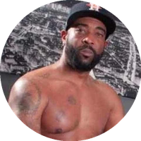 Dru Hermes model profile page
