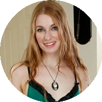 Ela Darling model profile page
