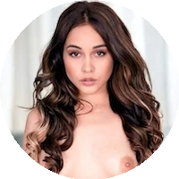 Profile Picture Ginebra Bellucci