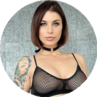 Ivy Lebelle model profile page