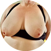 Jamdown26 model profile page