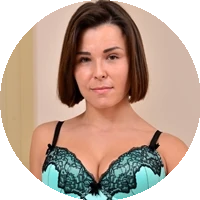 Jamie Ray model profile page