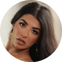 Jasmine Sherni model profile page