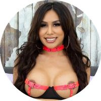 Profile Picture Jena Larose