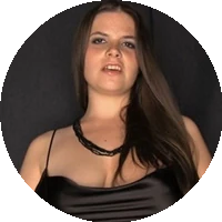 Profile Picture Kelle Martina