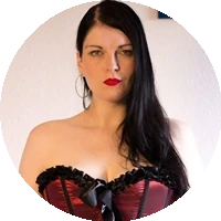Profile Picture Lady Julina