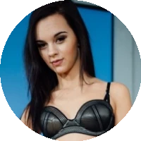 Lea Guerlin model profile page