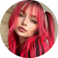 Leah Meow model profile page