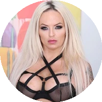 Profile Picture Louise Lee