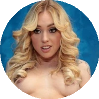 Profile Picture Lucy Tyler