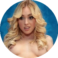 Lucy Tyler model profile page