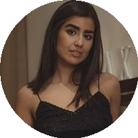Luna Silver model profile page