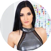 Profile Picture Megan Venturi