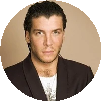 Profile Picture Mike Adriano