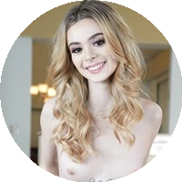 Profile Picture Molly Little