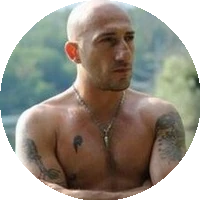 Omar Galanti model profile page
