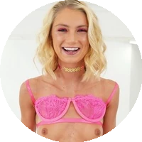 Payton Avery model profile page