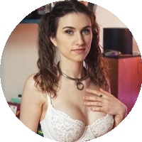 Piper Blush model profile page