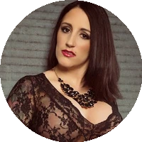 Queen Paris model profile page