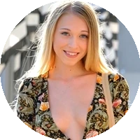 Profile Picture Riley Anne