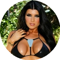 Profile Picture Romi Rain