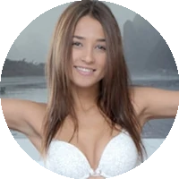 Sasha Pea model profile page