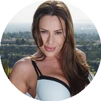 Sky Taylor model profile page