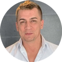 Steve Q model profile page