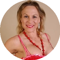 Stunning Summer model profile page