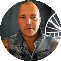 Profile Picture Thomas Stone