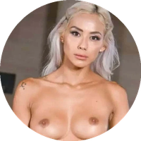 Veronica Leal model profile page