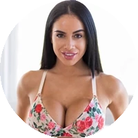 Profile Picture Victoria June