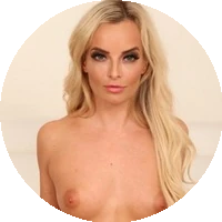 Profile Picture Victoria Pure