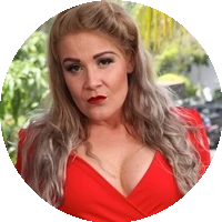 Profile Picture Whitney Morgan