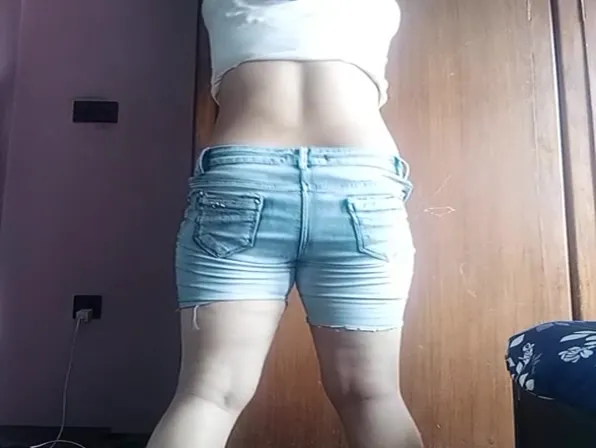 Indian Girl Ass Show