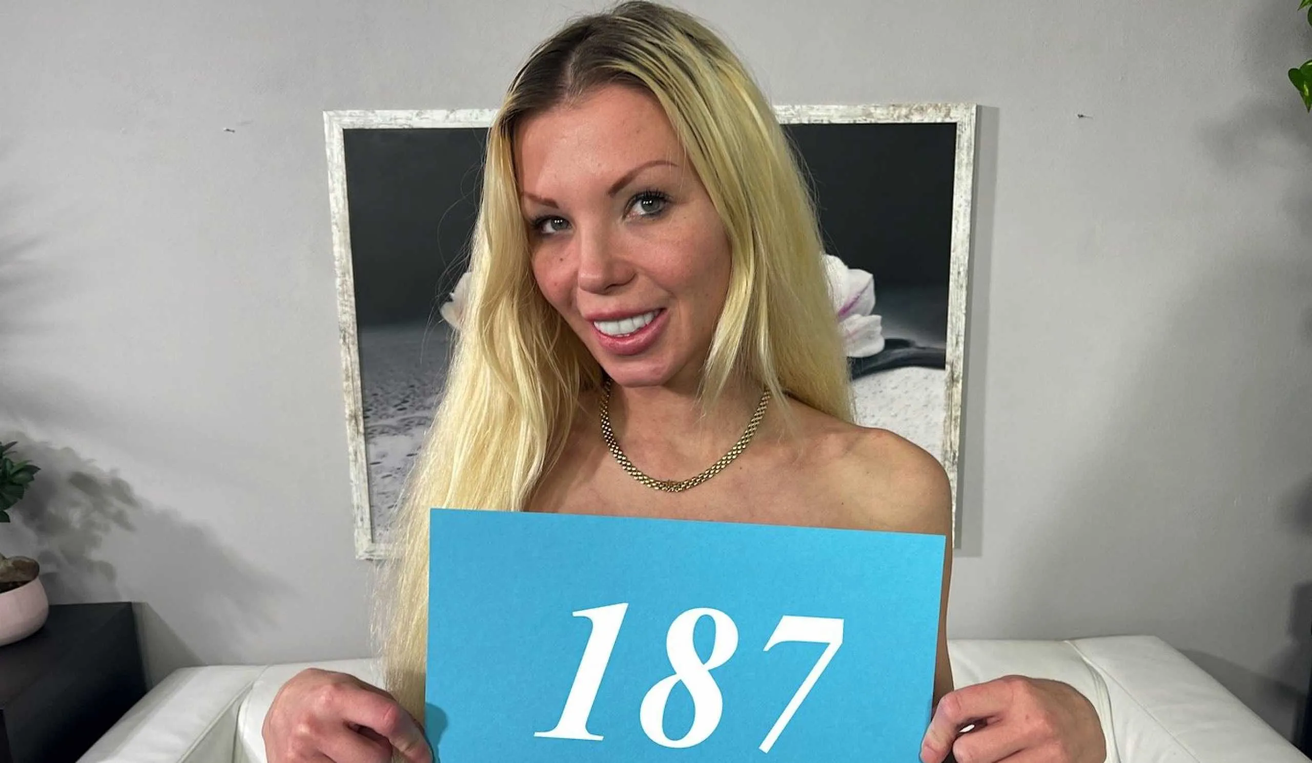 Barbie Sins & George Uhl in Sexy Blonde Teaser Came To Casting - Porncz