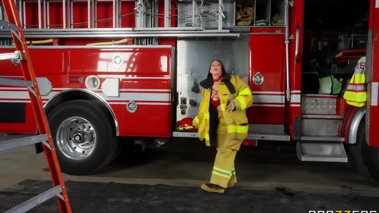 4k) - Brunette Milf With Big Naturals In Firefighter Cosplay Hardcore