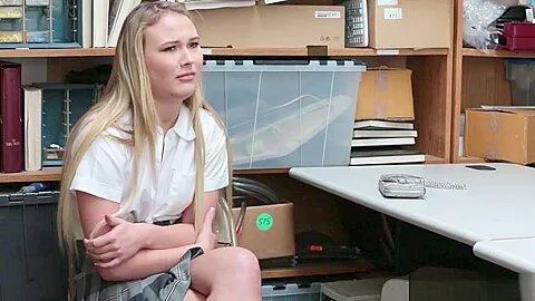 Alyssa Cole blowjob the LP Officers big cock