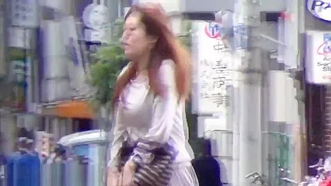 Japanese hos pee in alley