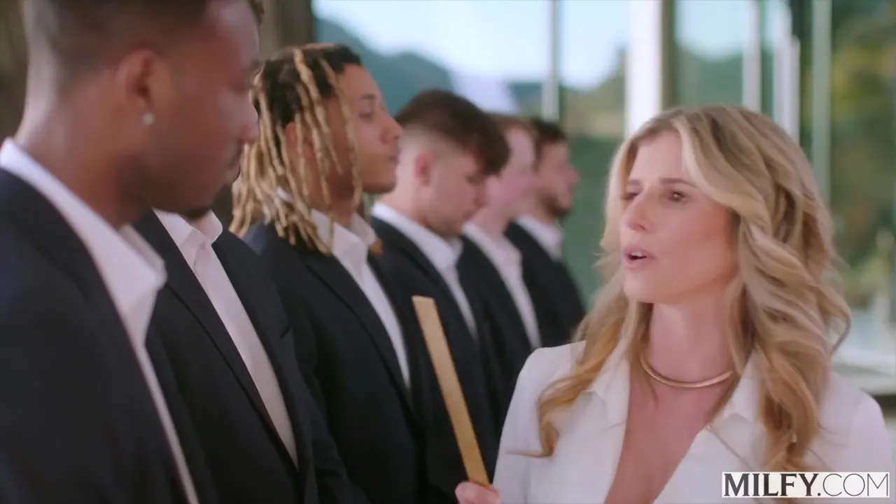 Strict Headmistress Gets Dped In Airtight Gangbang